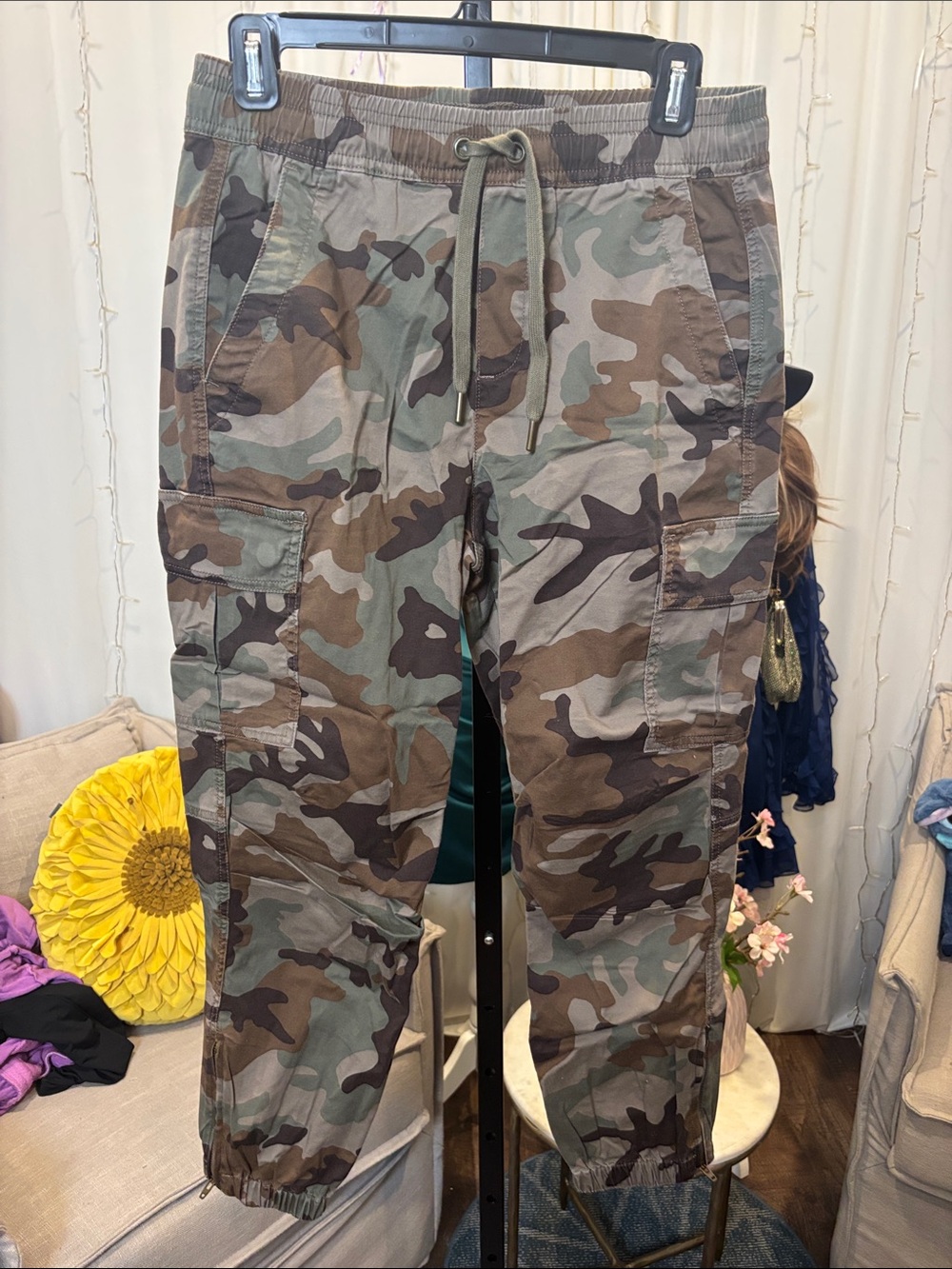 Michael Kors woman’s Camouflage Cargo Jogger Pants - Olive Camo